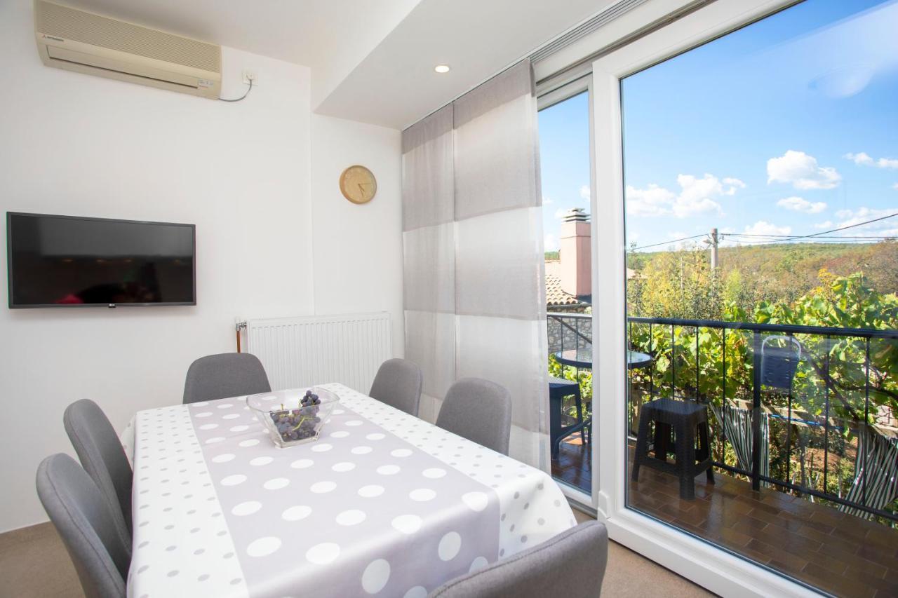 Apartment Falichi Plomin Exterior photo