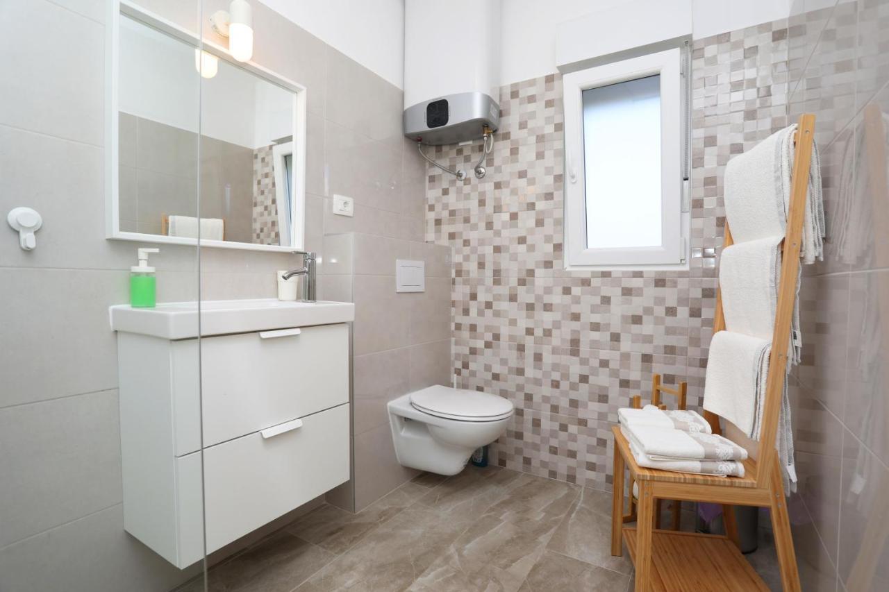 Apartment Falichi Plomin Exterior photo