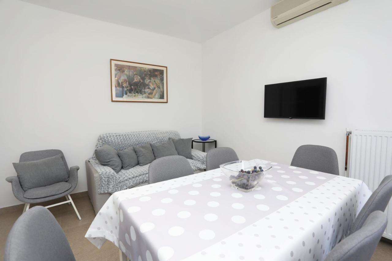 Apartment Falichi Plomin Exterior photo